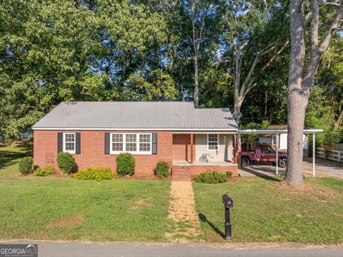 Photo of 137 Oak Street, Summerville, GA 30747 (MLS # 10842028)