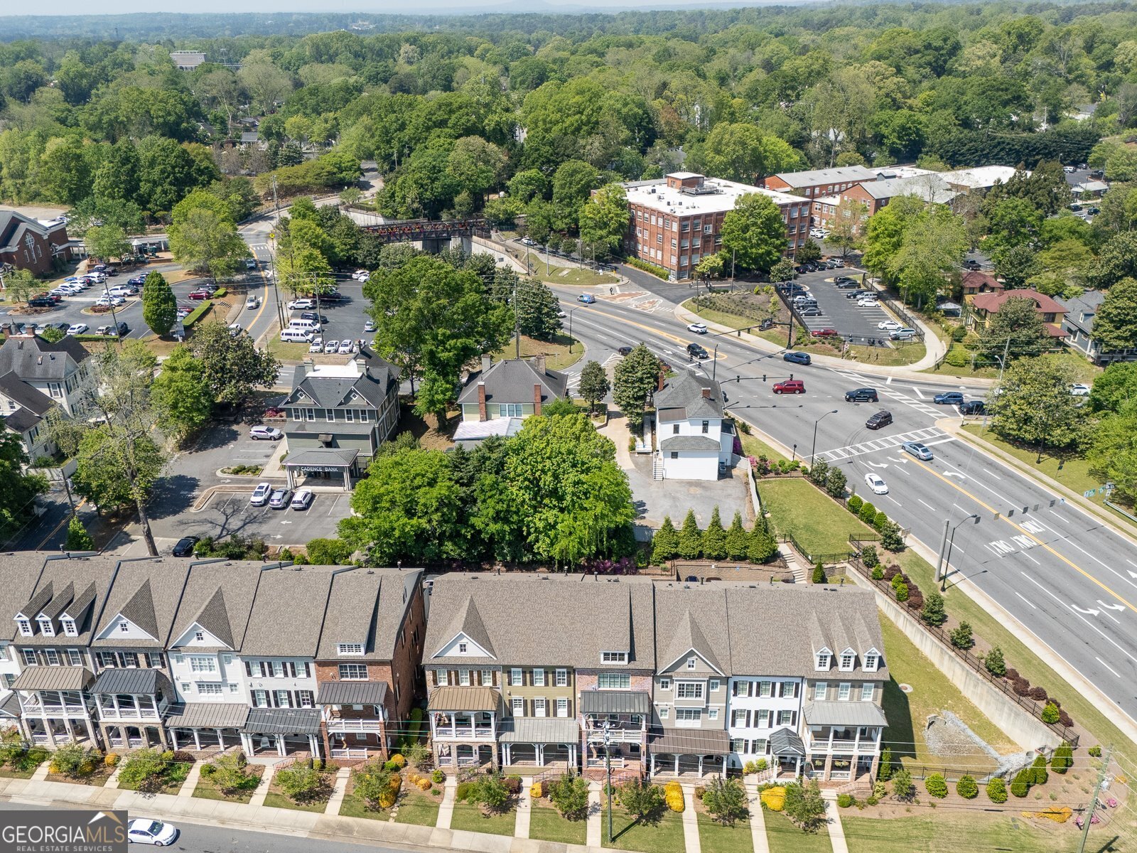 The Registry At Marietta - Residential