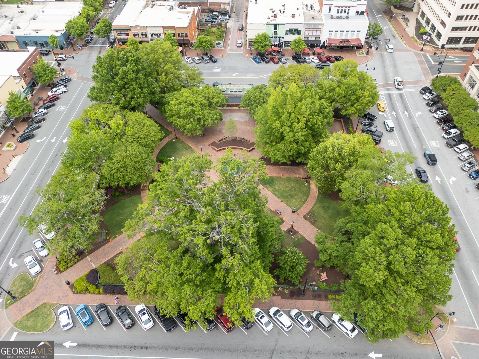 The Registry At Marietta - Residential