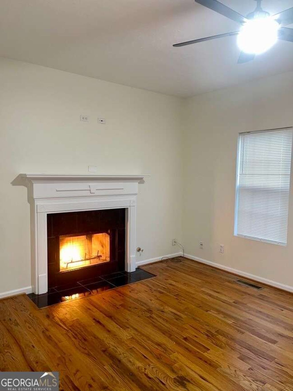 Photo of 1983 Sand Dollar Court SW, Atlanta, GA 30331 (MLS # 10798347)
