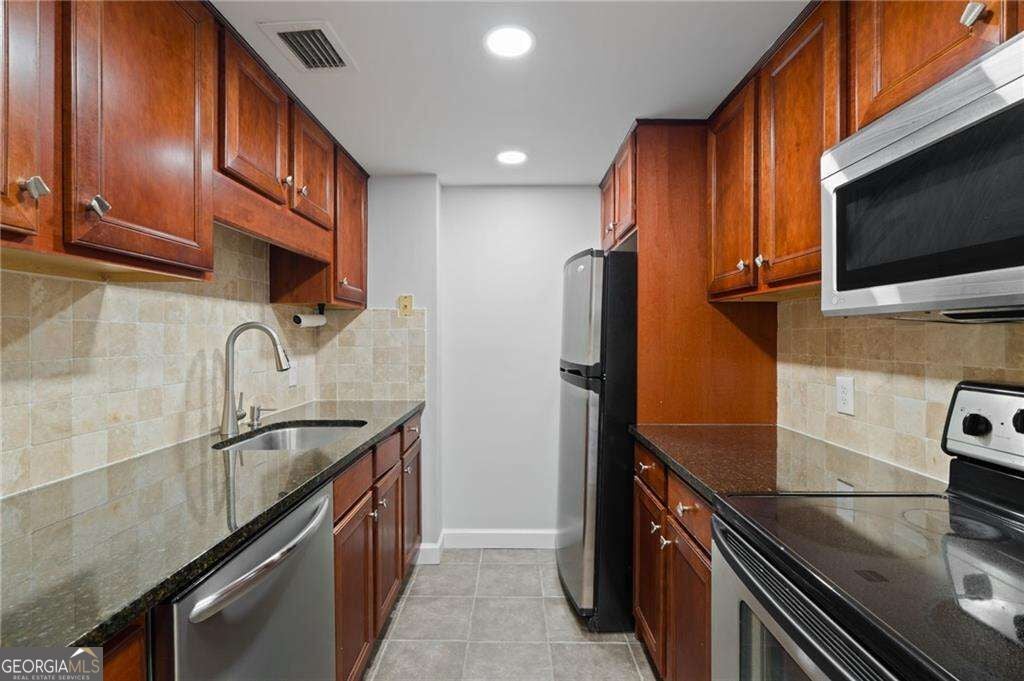 1280 W Peachtree ST NW 1108