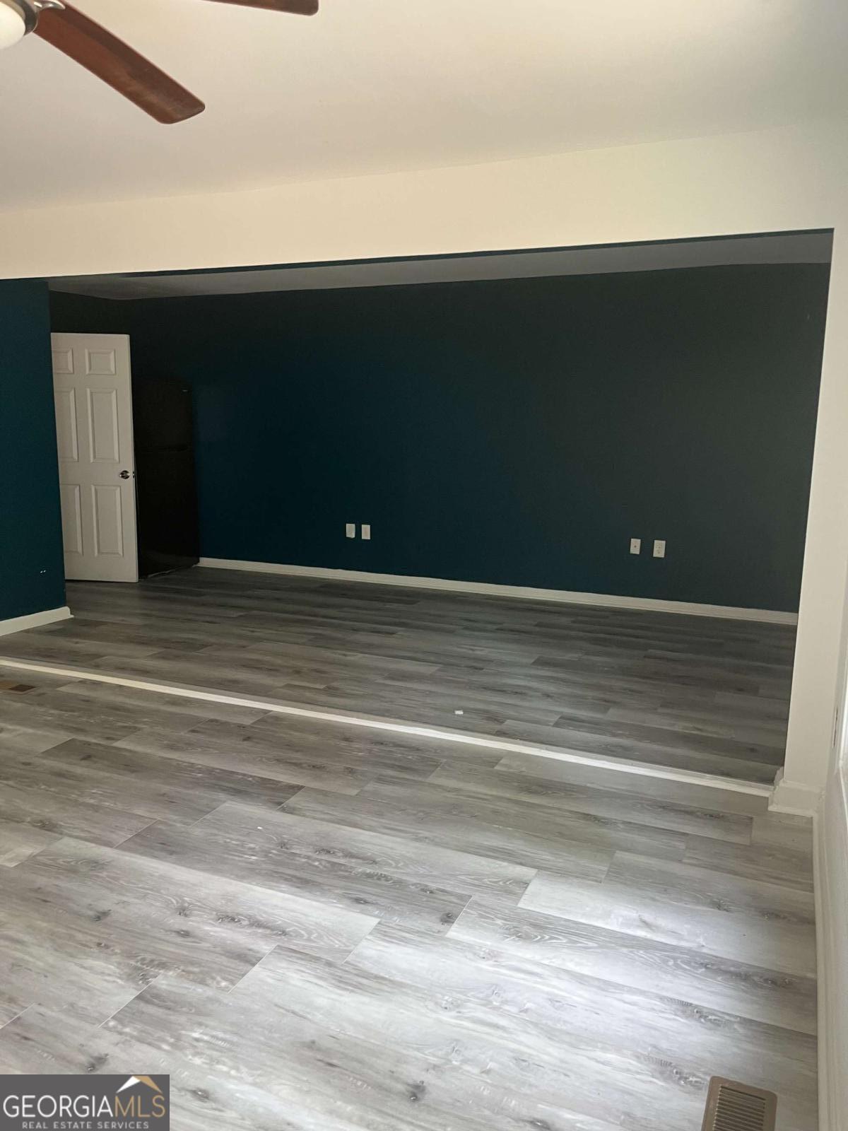755 Cascade DR