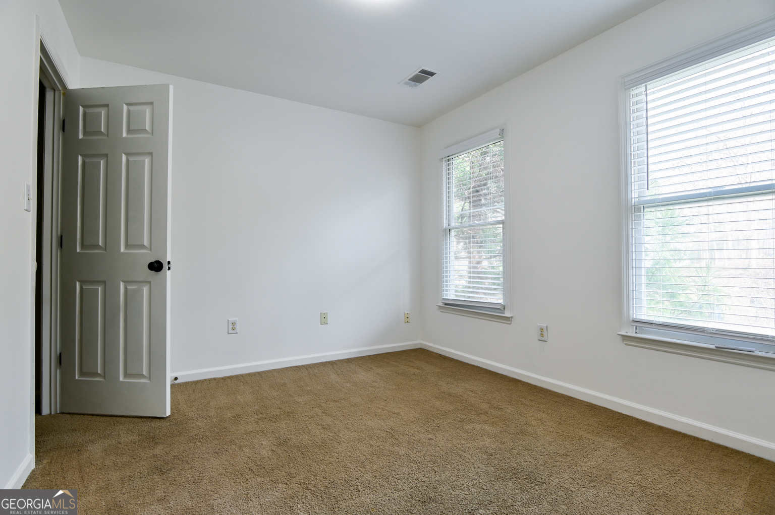 Athens, Georgia 30606, United States, 3 Bedrooms Bedrooms, ,3 BathroomsBathrooms,Residential,Active,251647