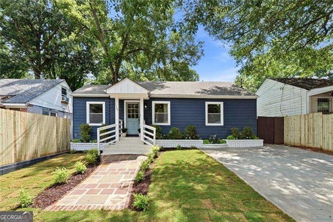 Photo of 1360 Gault Street SE, Atlanta, GA 30315 (MLS # 10802872)