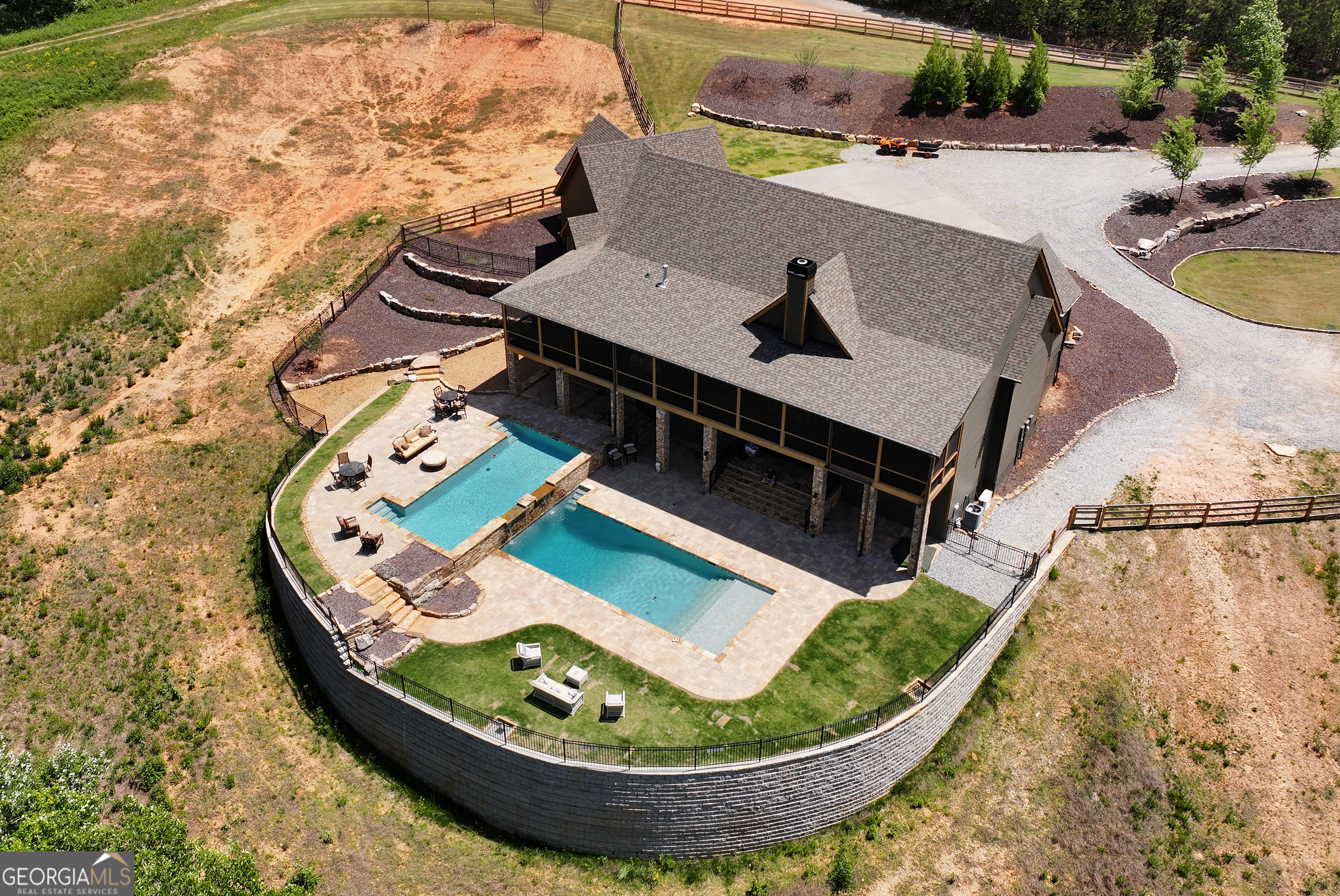 173 Beck LN
