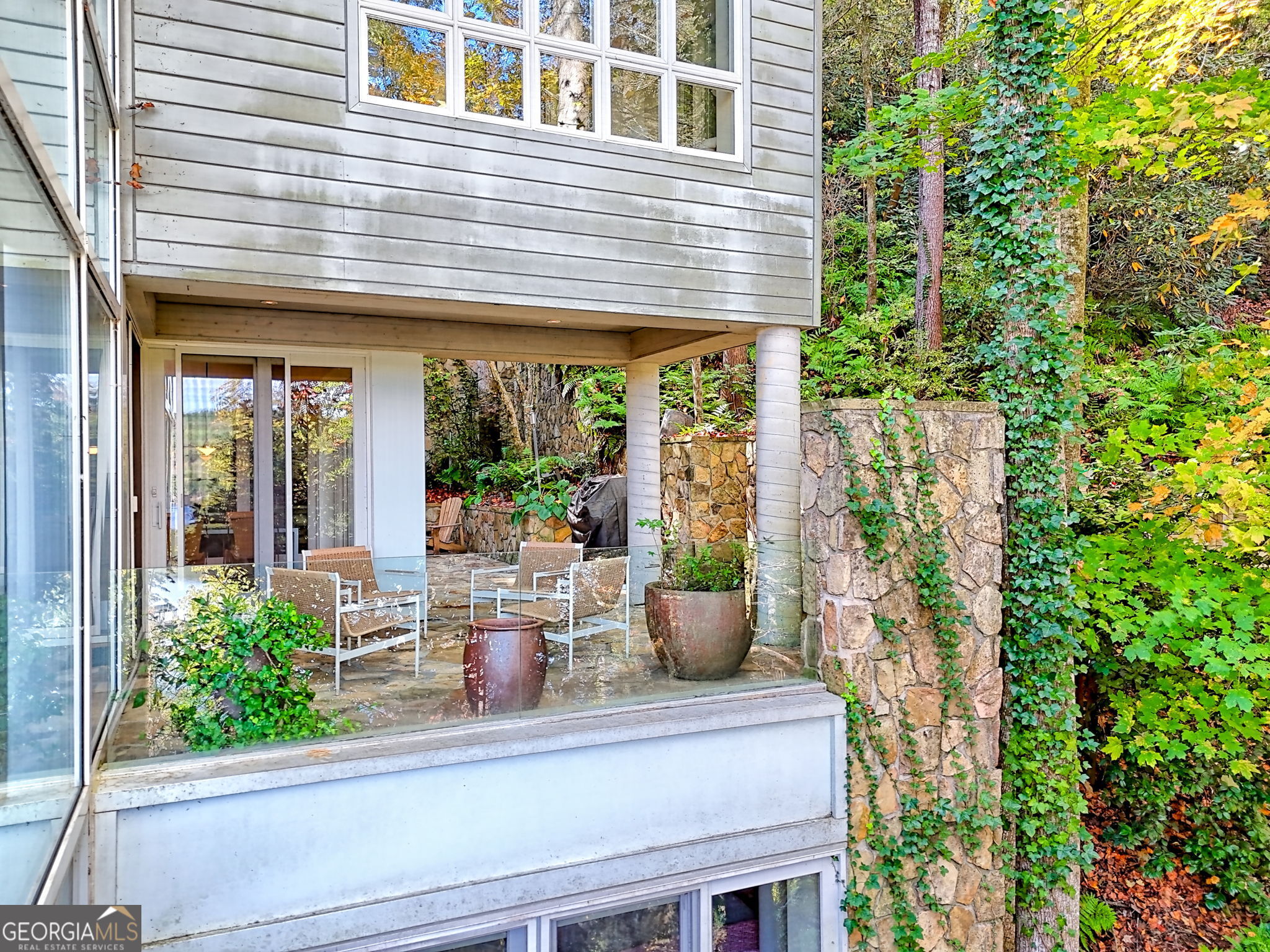 Lakemont, Georgia 30552, United States, 4 Bedrooms Bedrooms, ,4 BathroomsBathrooms,Residential,Active,236406