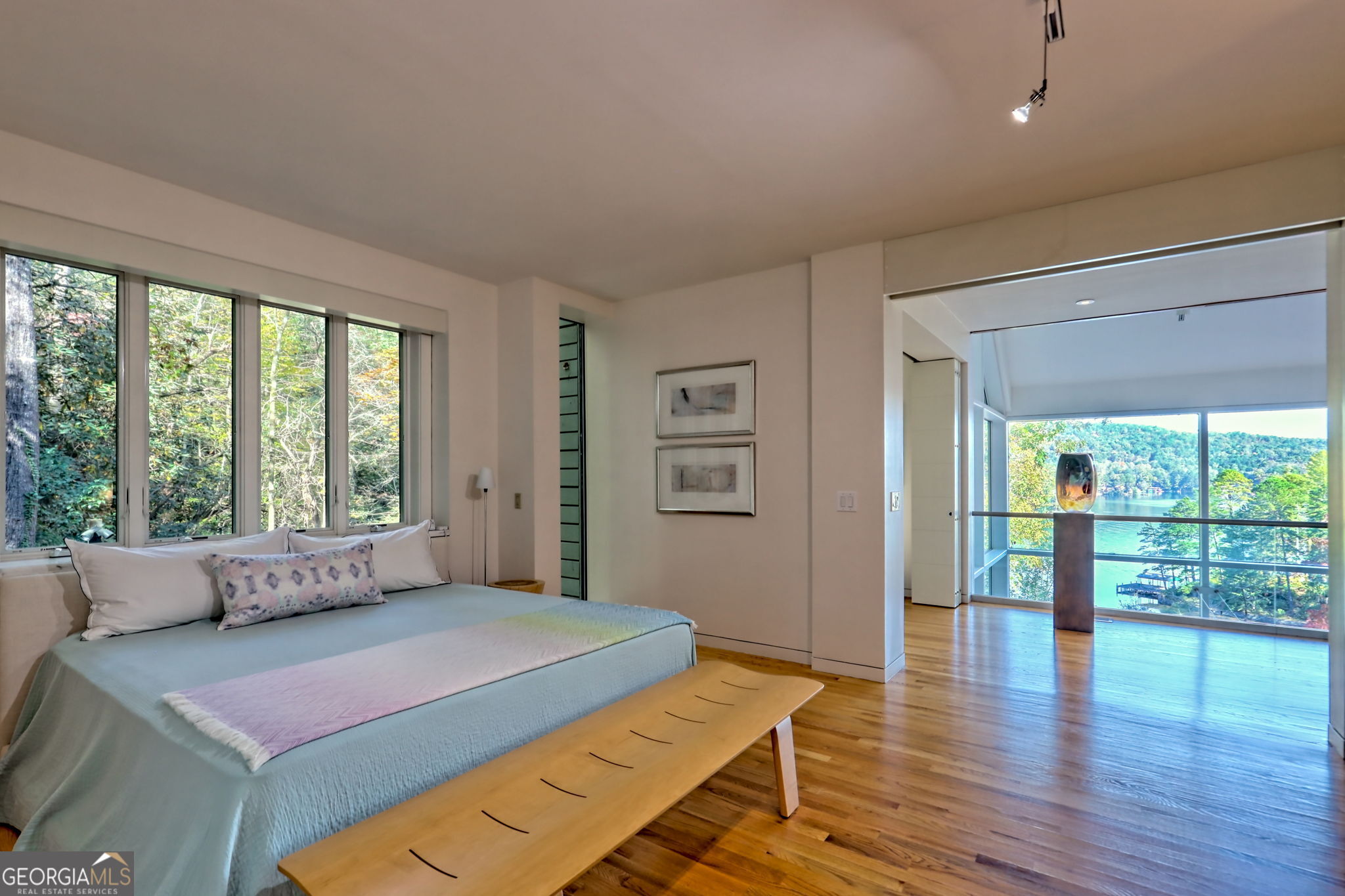 Lakemont, Georgia 30552, United States, 4 Bedrooms Bedrooms, ,4 BathroomsBathrooms,Residential,Active,236406