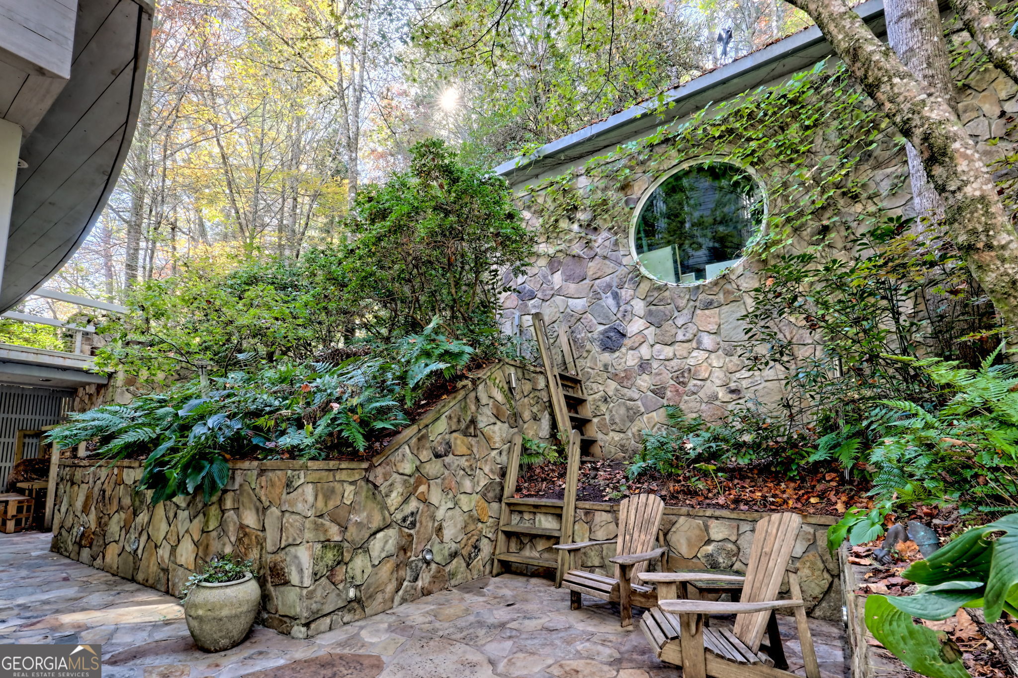 Lakemont, Georgia 30552, United States, 4 Bedrooms Bedrooms, ,4 BathroomsBathrooms,Residential,Active,236406