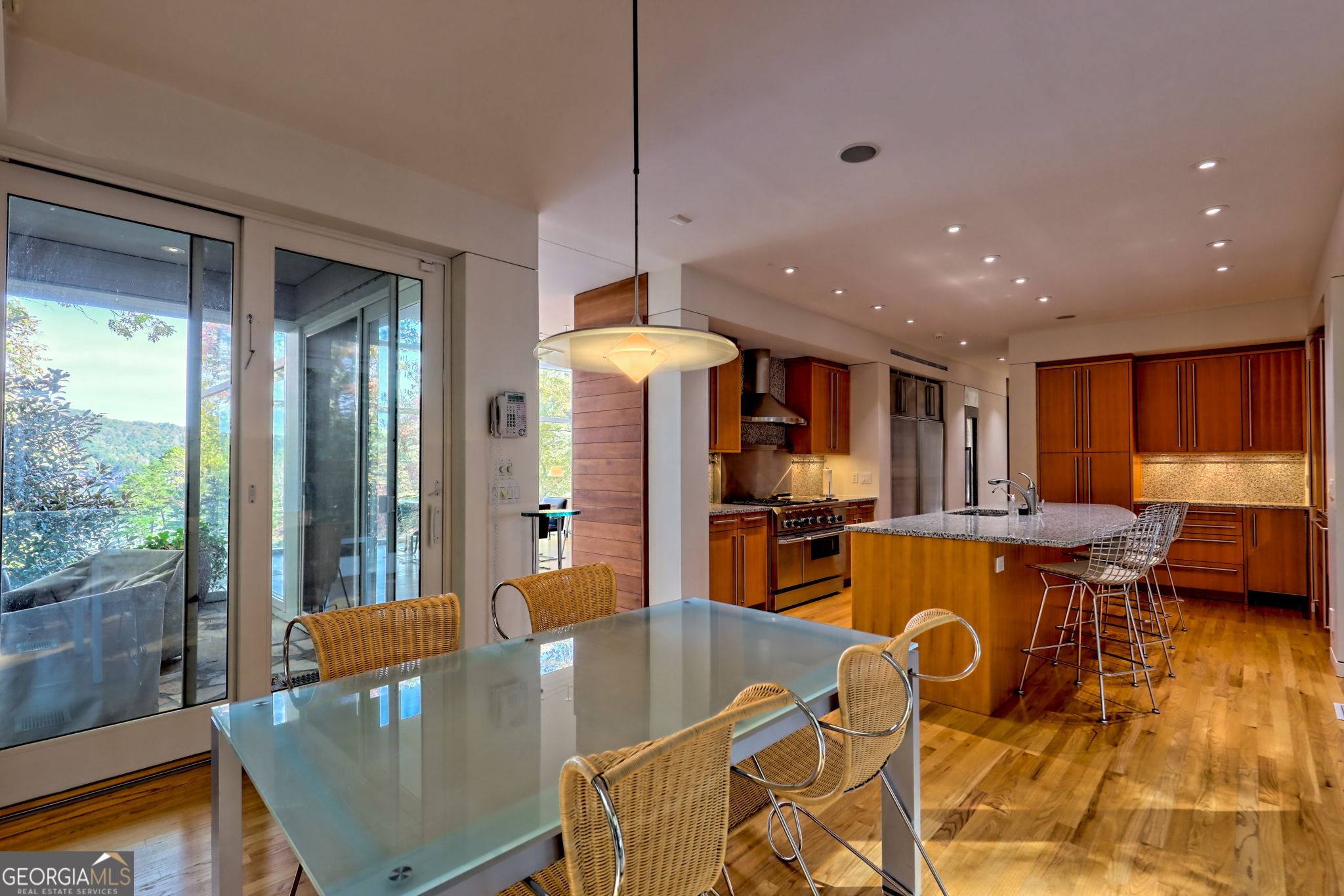 Lakemont, Georgia 30552, United States, 4 Bedrooms Bedrooms, ,4 BathroomsBathrooms,Residential,Active,236406