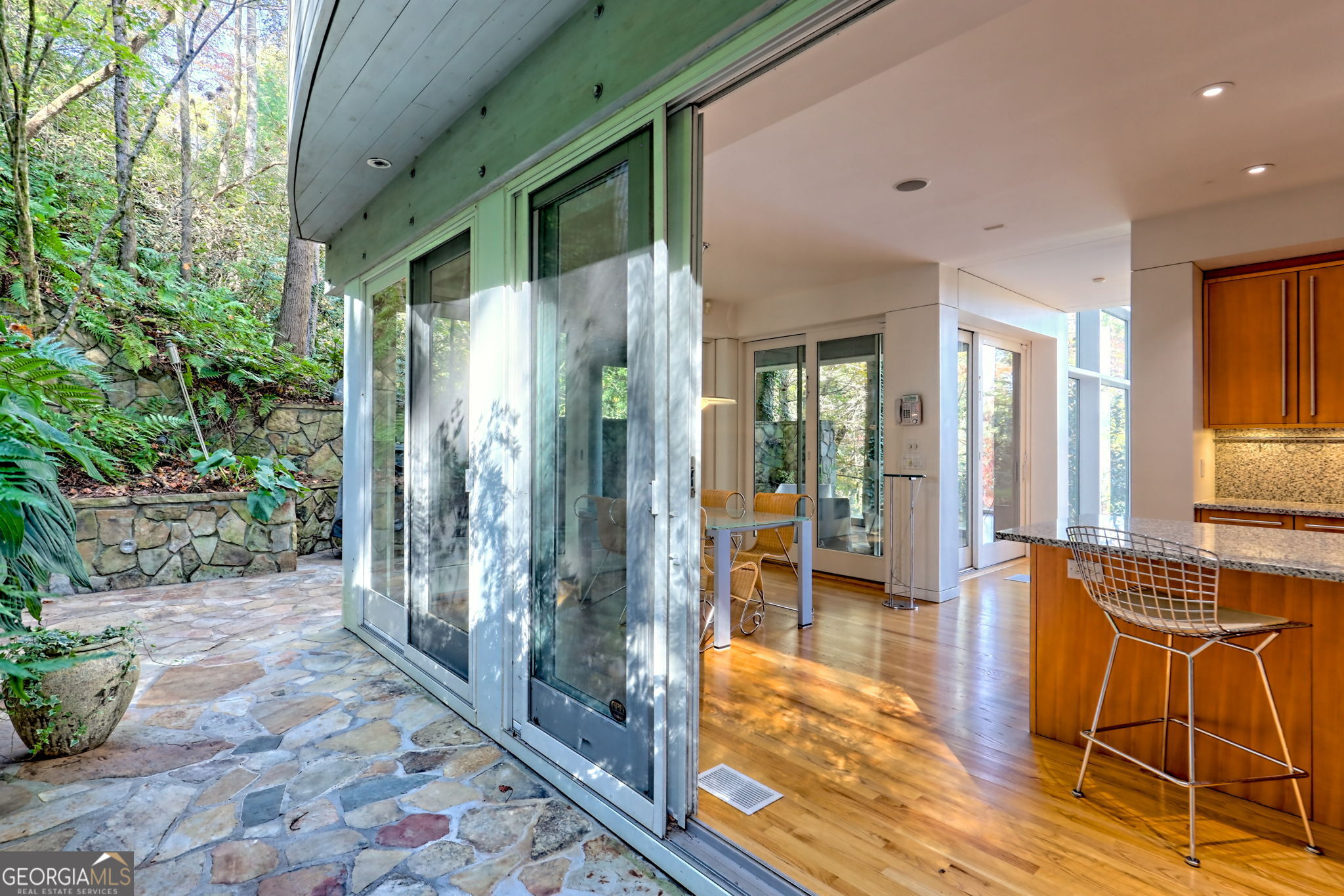 Lakemont, Georgia 30552, United States, 4 Bedrooms Bedrooms, ,4 BathroomsBathrooms,Residential,Active,236406