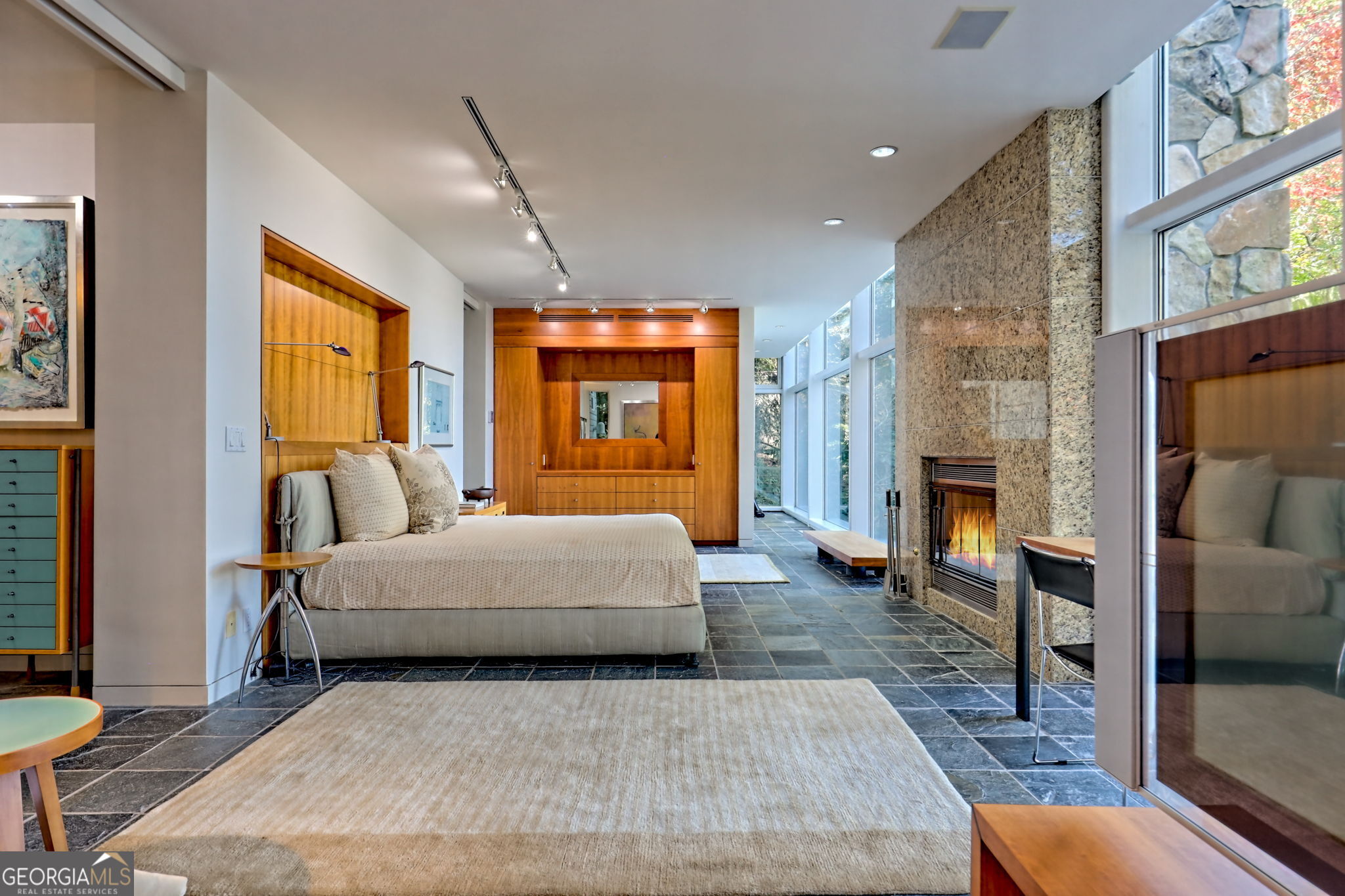 Lakemont, Georgia 30552, United States, 4 Bedrooms Bedrooms, ,4 BathroomsBathrooms,Residential,Active,236406