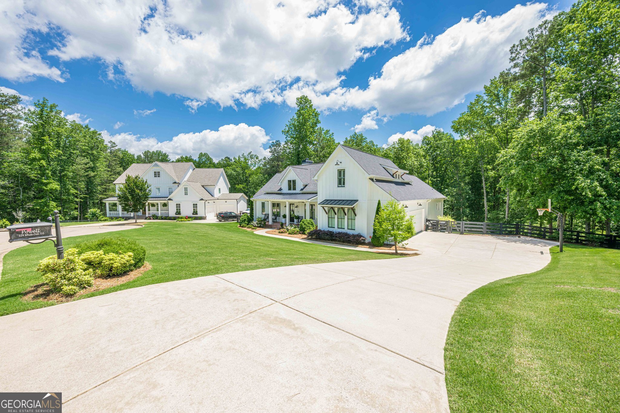 124 White Oak TRL