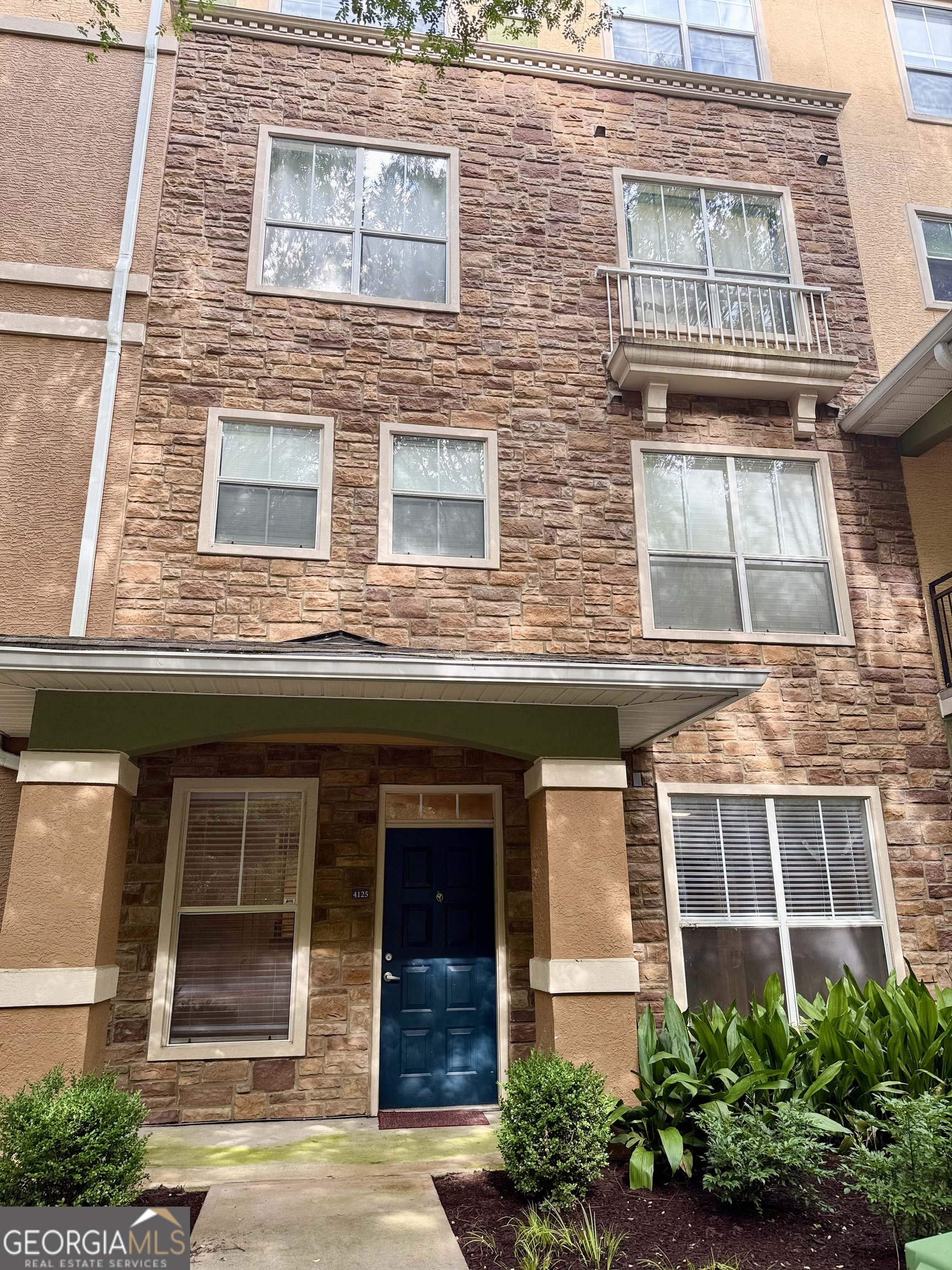 10 Perimeter Summit BLVD NE 4125