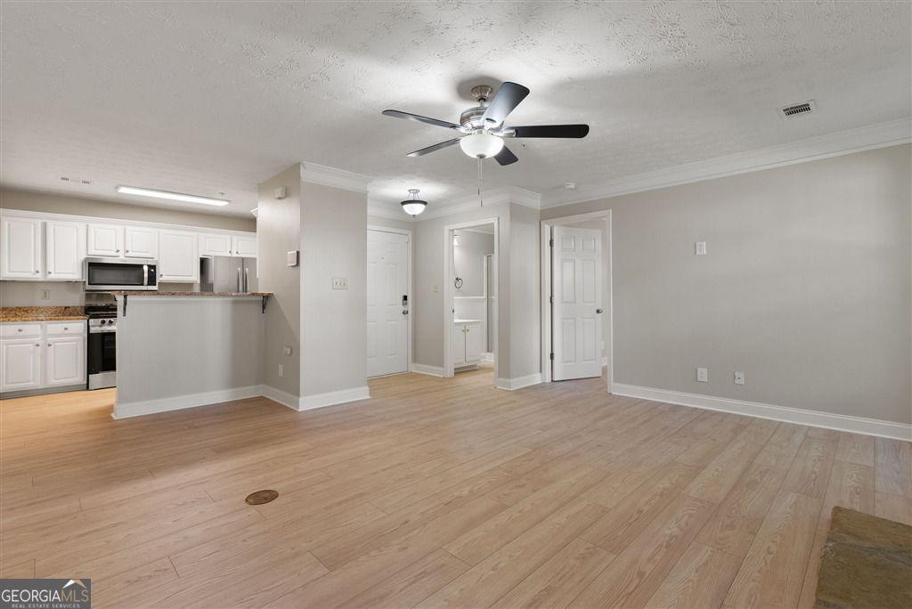 Photo of 1364 Keys Crossing Drive NE, Atlanta, GA 30319 (MLS # 10691095)