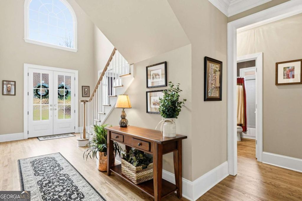 Photo of 90 Old Sandhurst Landing, Alpharetta, GA 30022 (MLS # 10702101)