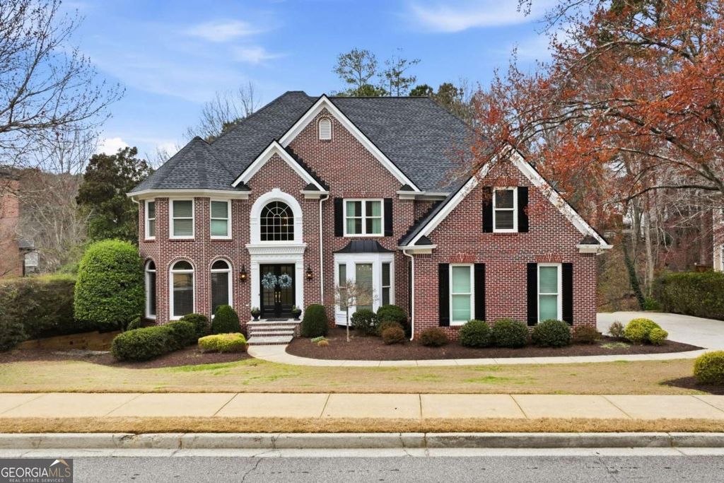 Photo of 90 Old Sandhurst Landing, Alpharetta, GA 30022 (MLS # 10702101)