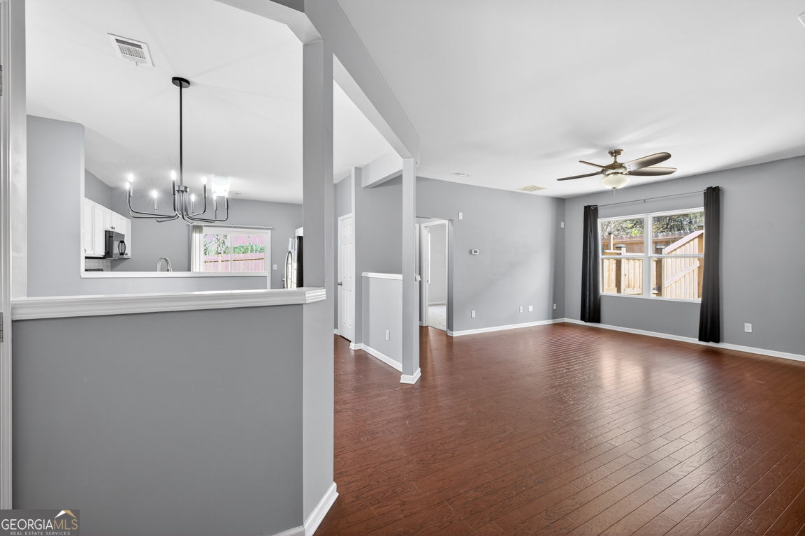 6897 Barker Station WALK