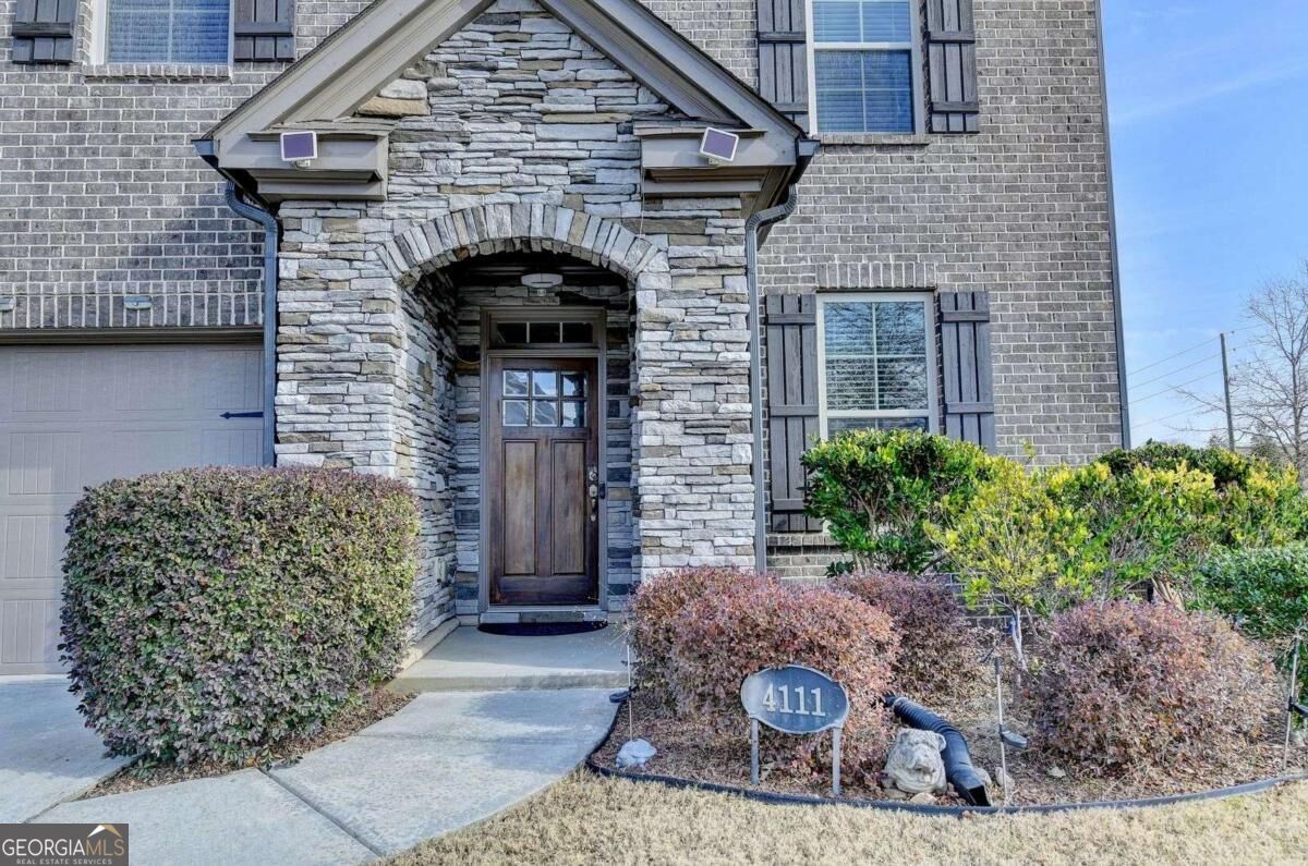 4111 Woodward Walk LN