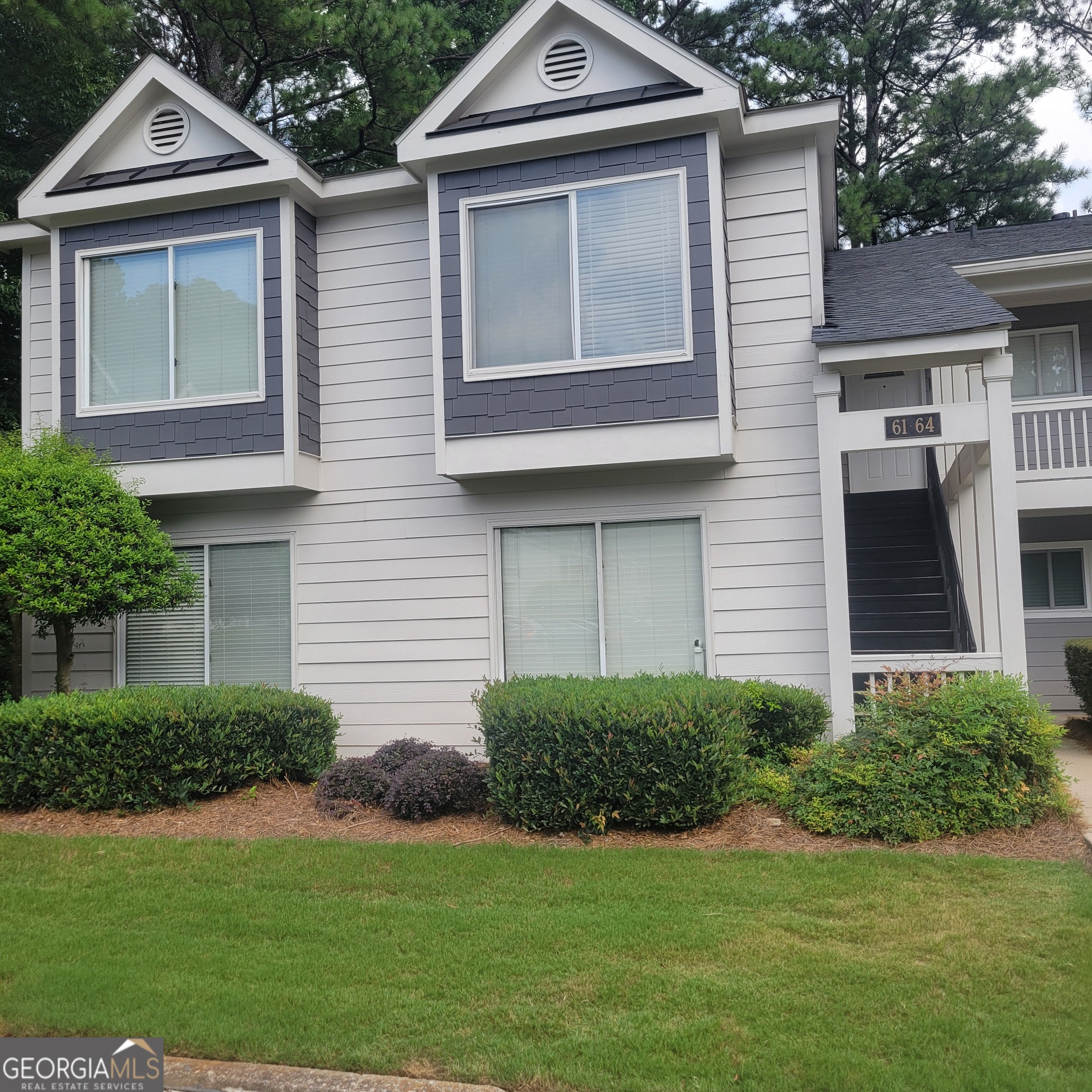 Awesome condo in desired Hillsdale community fresh on the market in swim/tennis neighborhood-Lots of warm weather left for water sport-Located on private cul de sac on top level backs up to the woods and near clubhouse-This private home has 2 full bedrooms and 2 complete bathrooms-