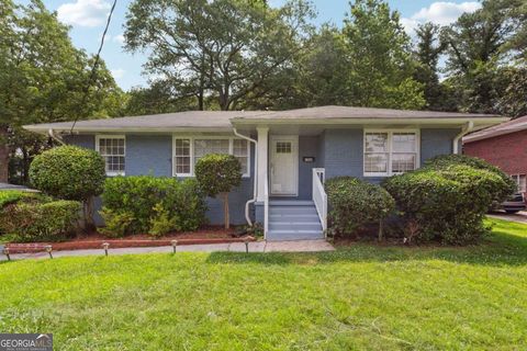 Photo of 1960 Brewer Boulevard SW, Atlanta, GA 30310 (MLS # 10623731)