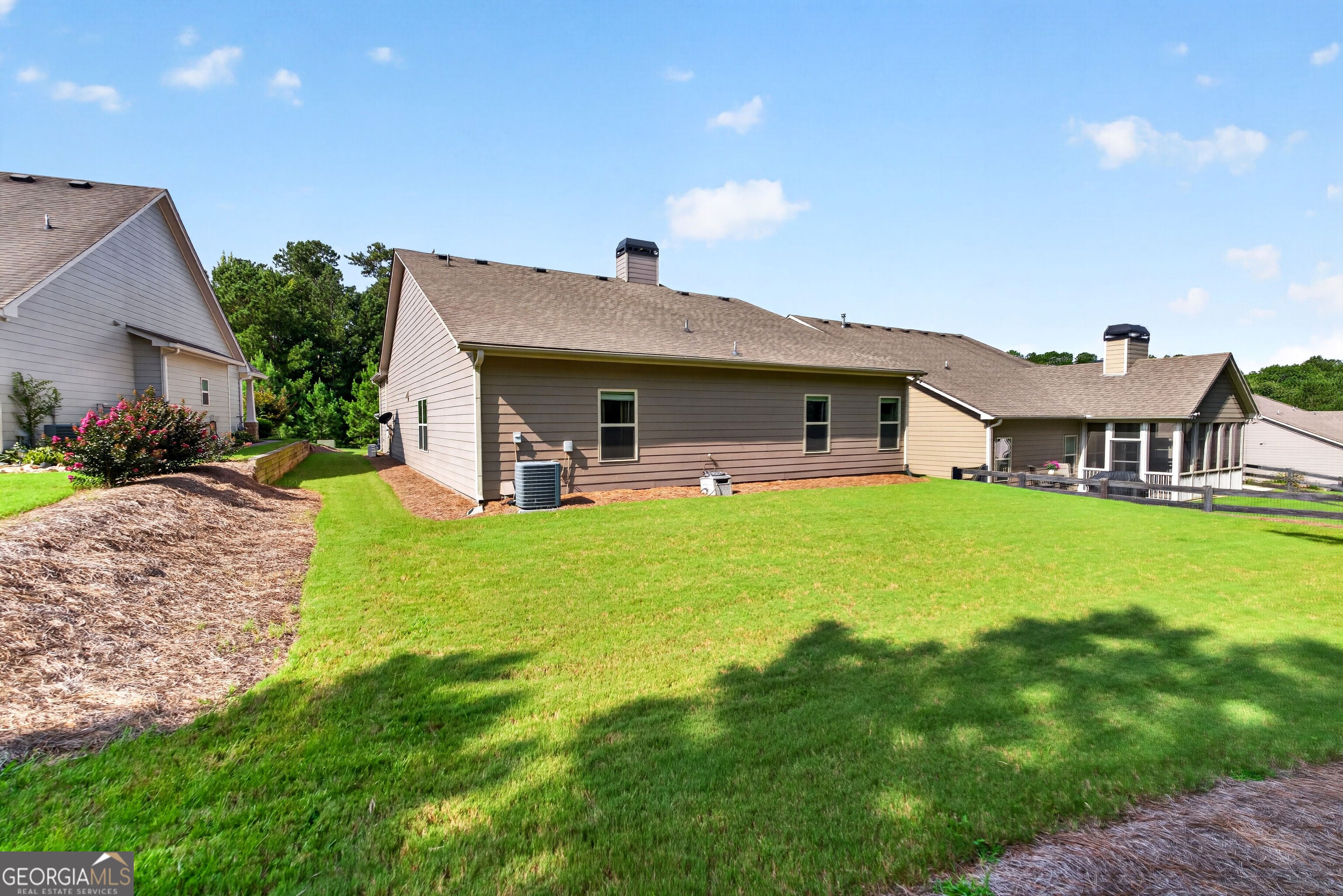 104 Willow Creek TRL