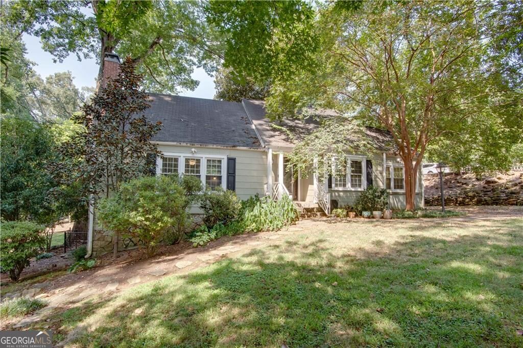 Photo of 2743 Kimmeridge Drive, East Point, GA 30344 (MLS # 10839293)