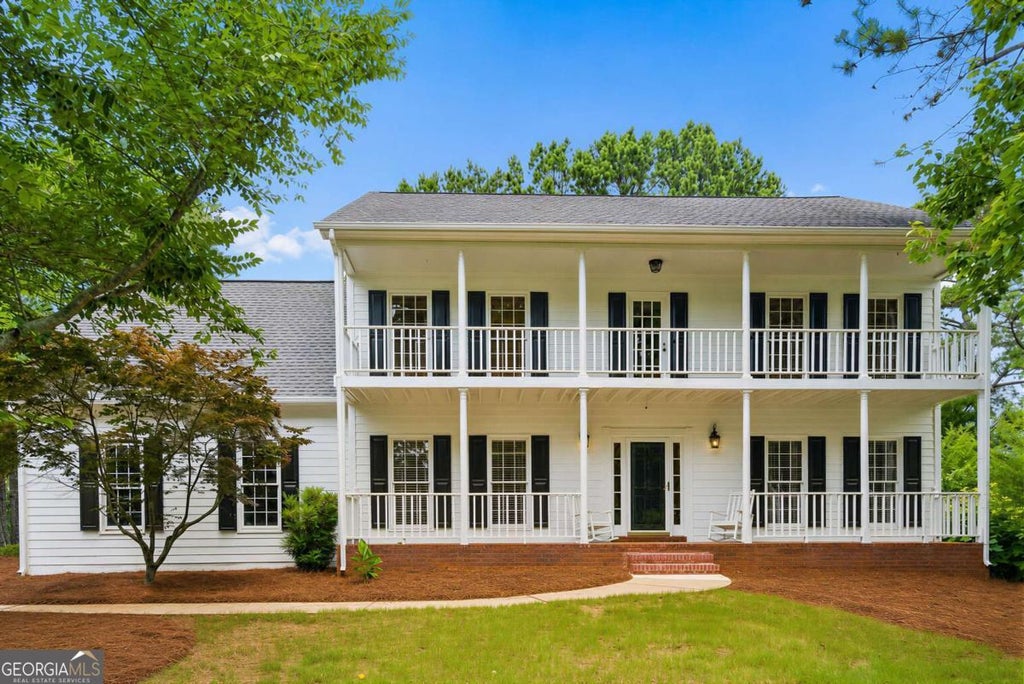 Photo of 1623 Brentwood Crossing SE, Conyers, GA 30013 (MLS # 10825151)