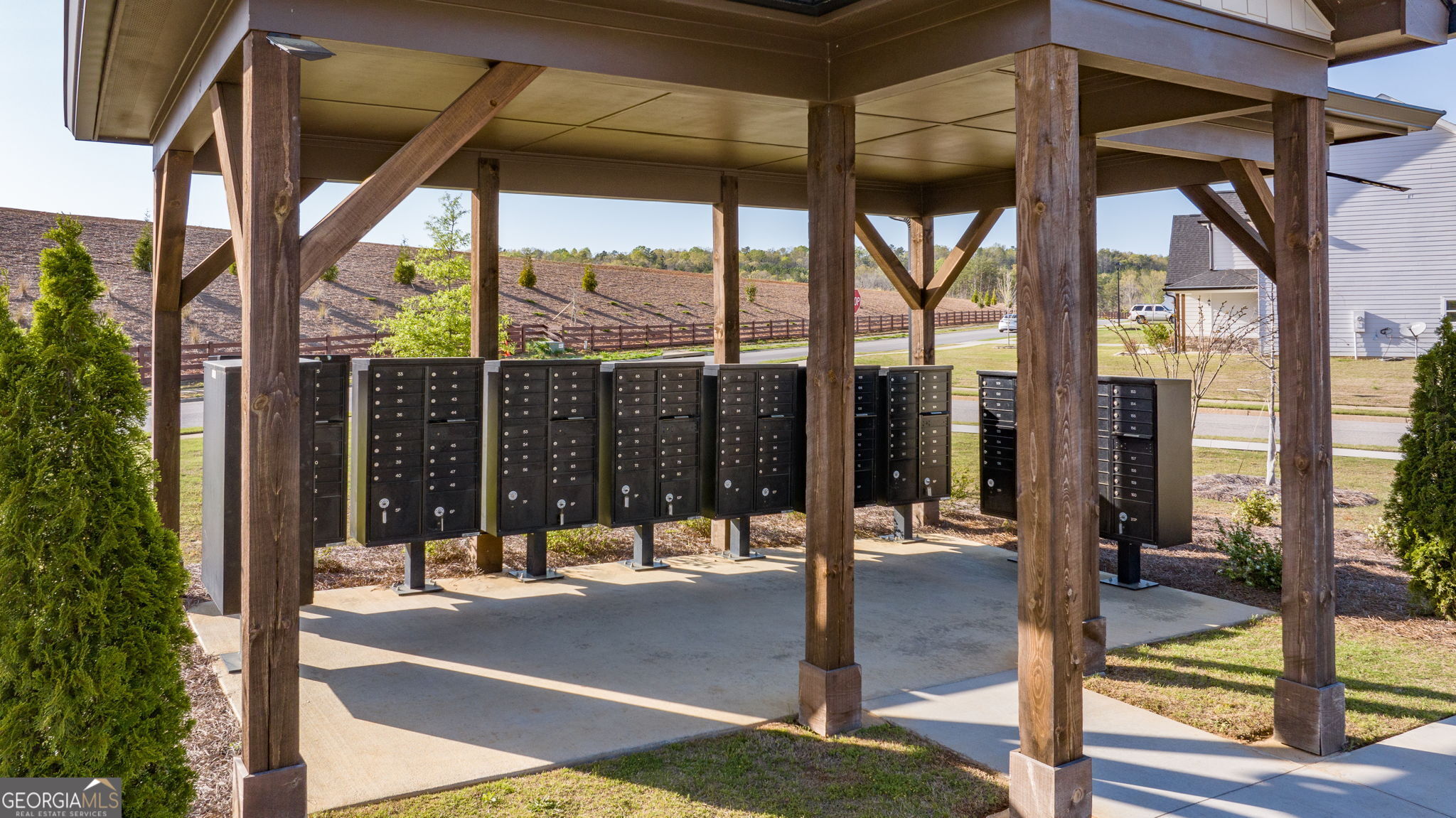 Lula, Georgia 30554, United States, 4 Bedrooms Bedrooms, ,3 BathroomsBathrooms,Residential,Pending,106794