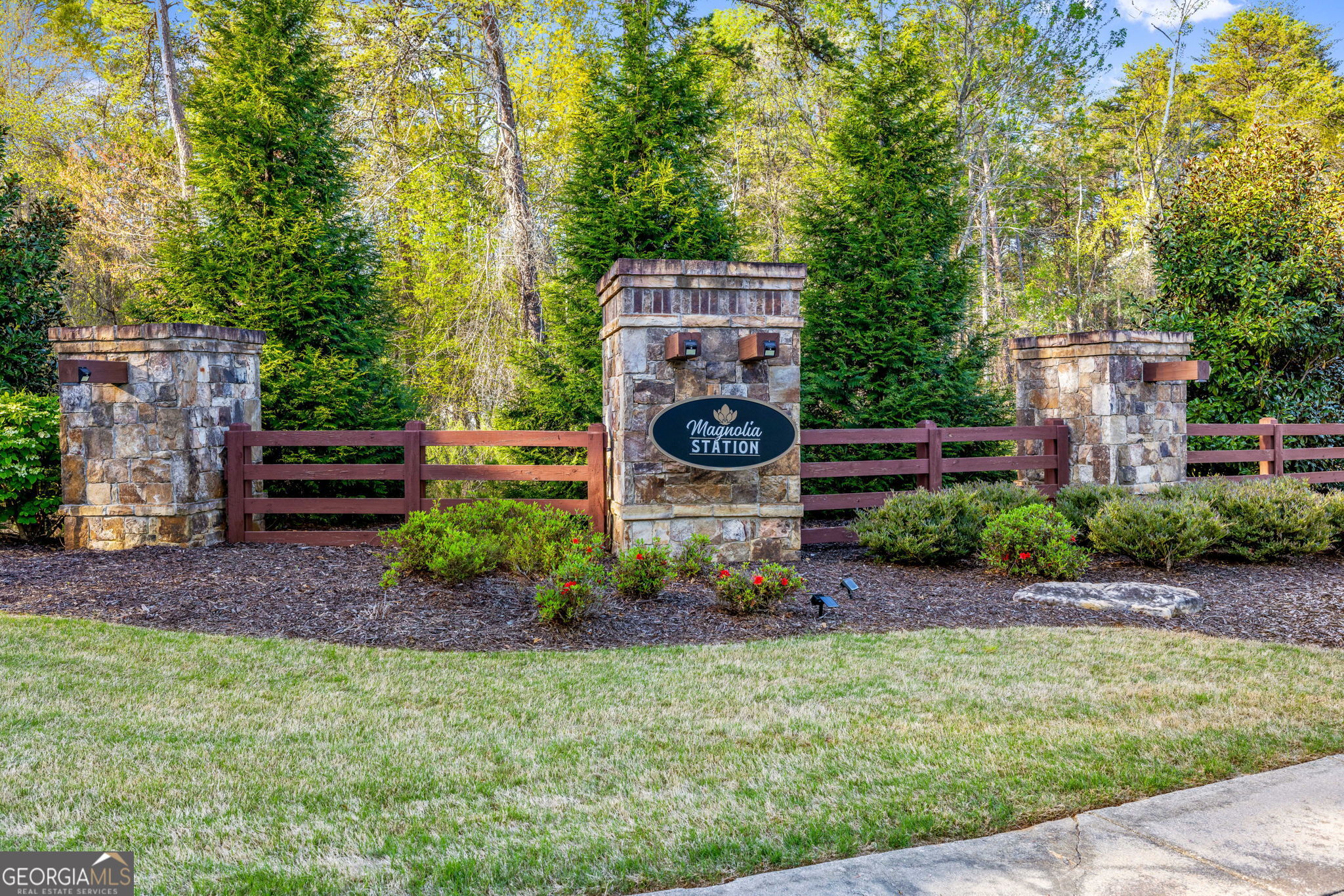 Lula, Georgia 30554, United States, 4 Bedrooms Bedrooms, ,3 BathroomsBathrooms,Residential,Pending,106794