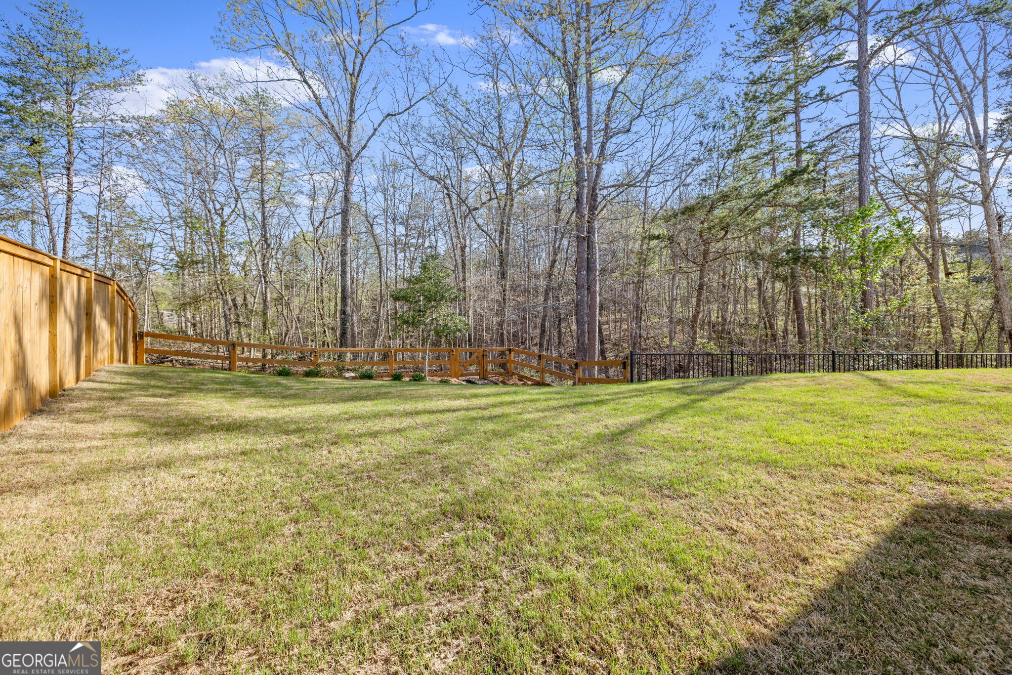 Lula, Georgia 30554, United States, 4 Bedrooms Bedrooms, ,3 BathroomsBathrooms,Residential,Pending,106794