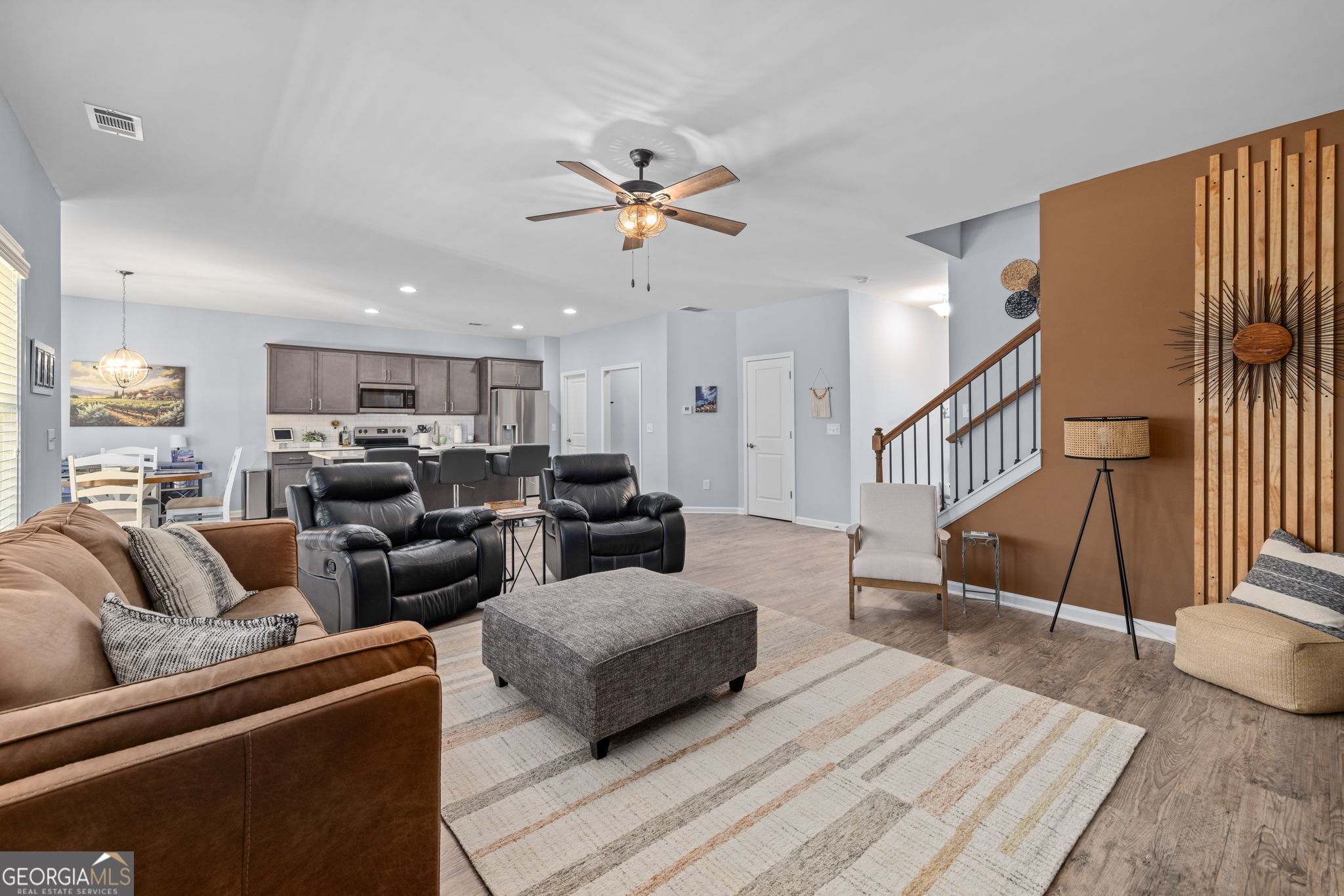 Lula, Georgia 30554, United States, 4 Bedrooms Bedrooms, ,3 BathroomsBathrooms,Residential,Pending,106794