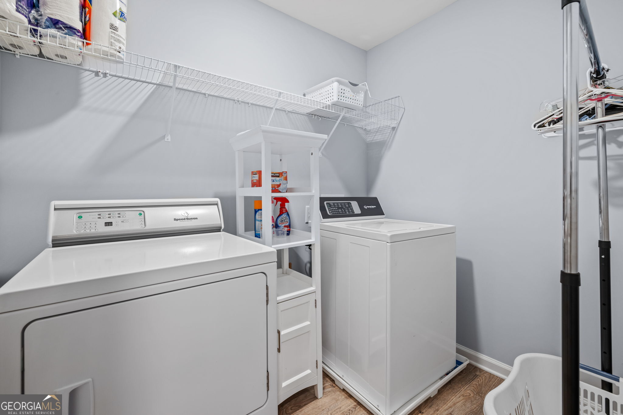 Lula, Georgia 30554, United States, 4 Bedrooms Bedrooms, ,3 BathroomsBathrooms,Residential,Pending,106794