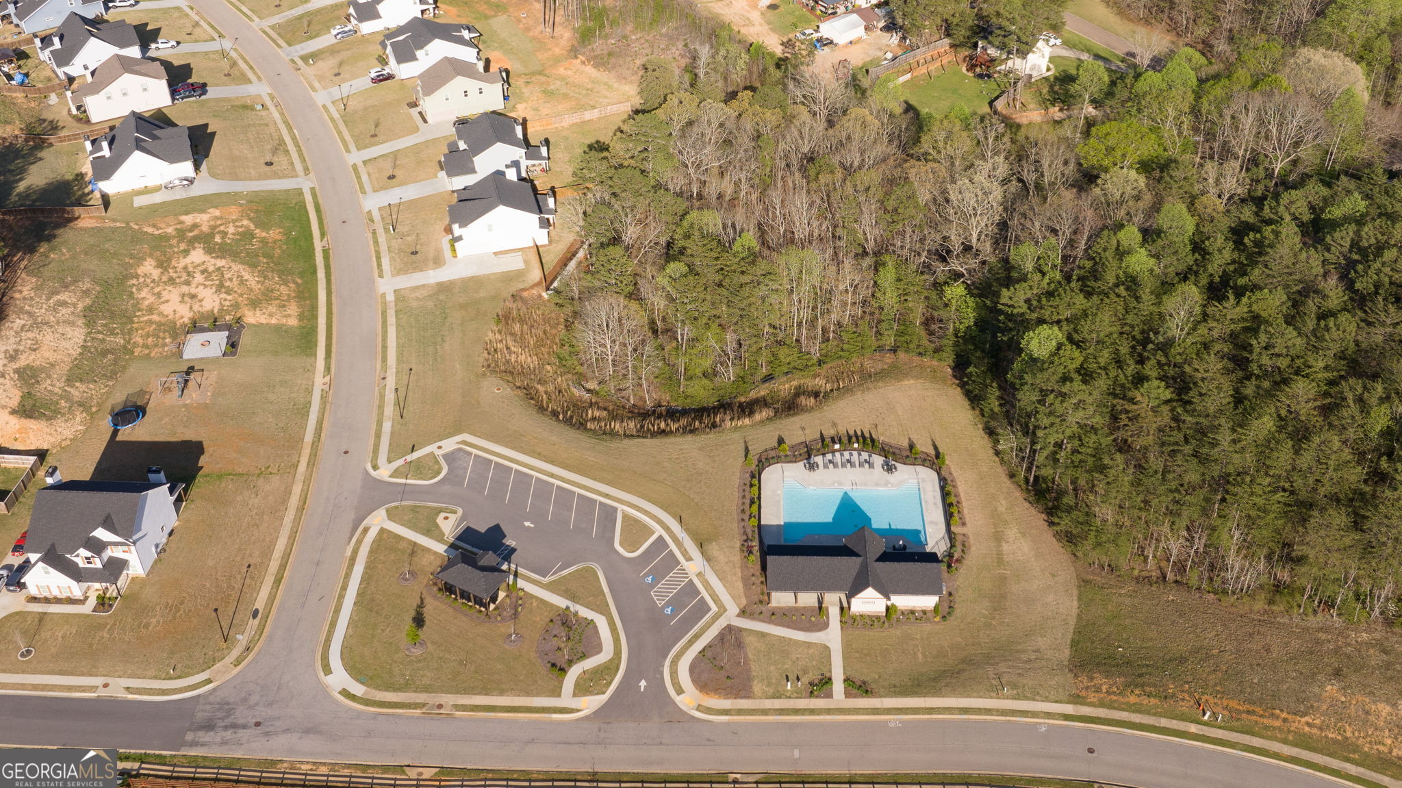 Lula, Georgia 30554, United States, 4 Bedrooms Bedrooms, ,3 BathroomsBathrooms,Residential,Pending,106794