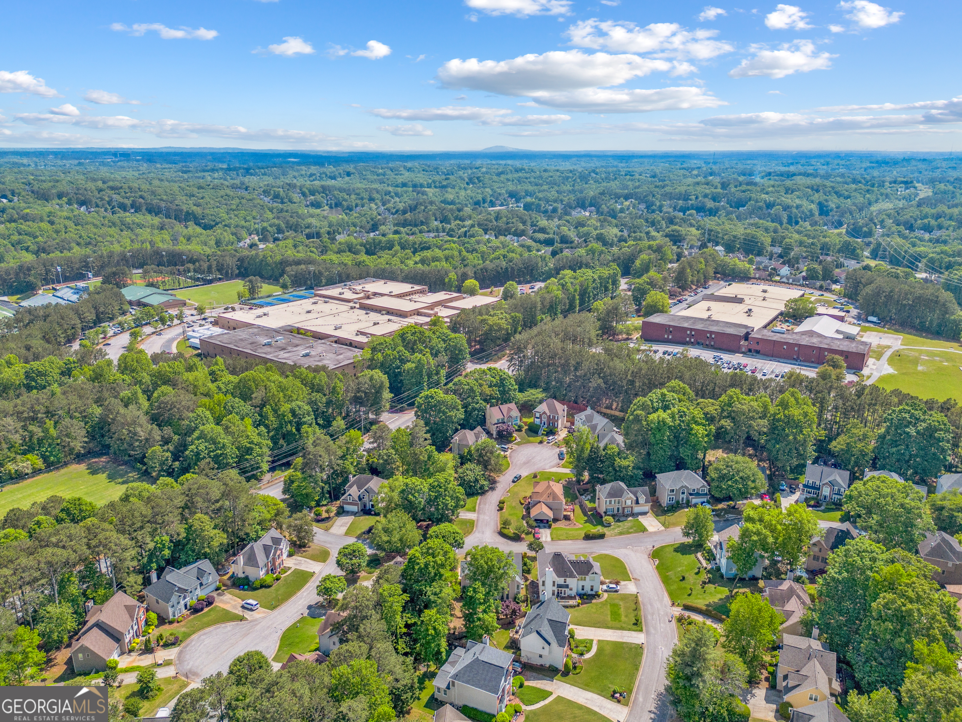 2325 Walnut Grove WAY