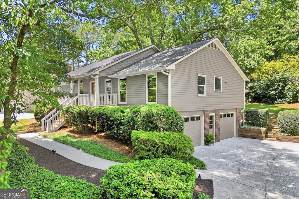 Photo of 1883 Clinton Drive, Marietta, GA 30062 (MLS # 10760495)