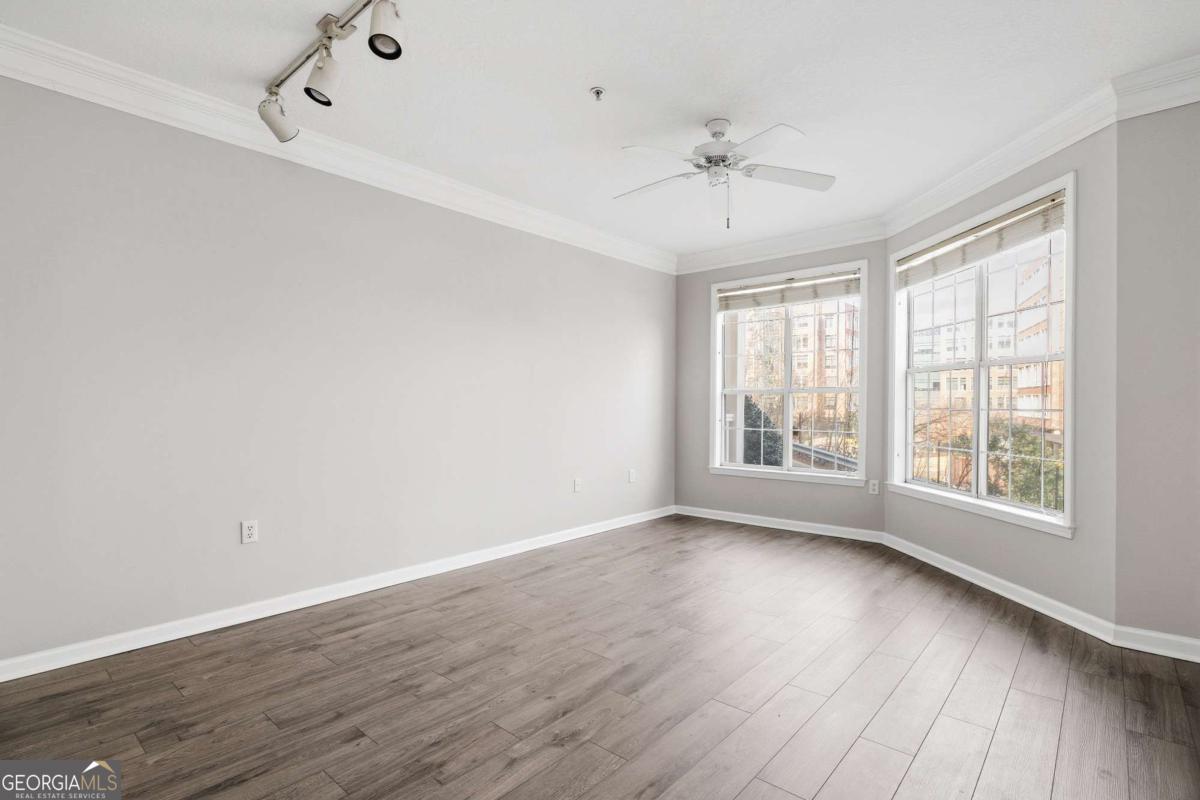 4102 Westchester RDG NE
