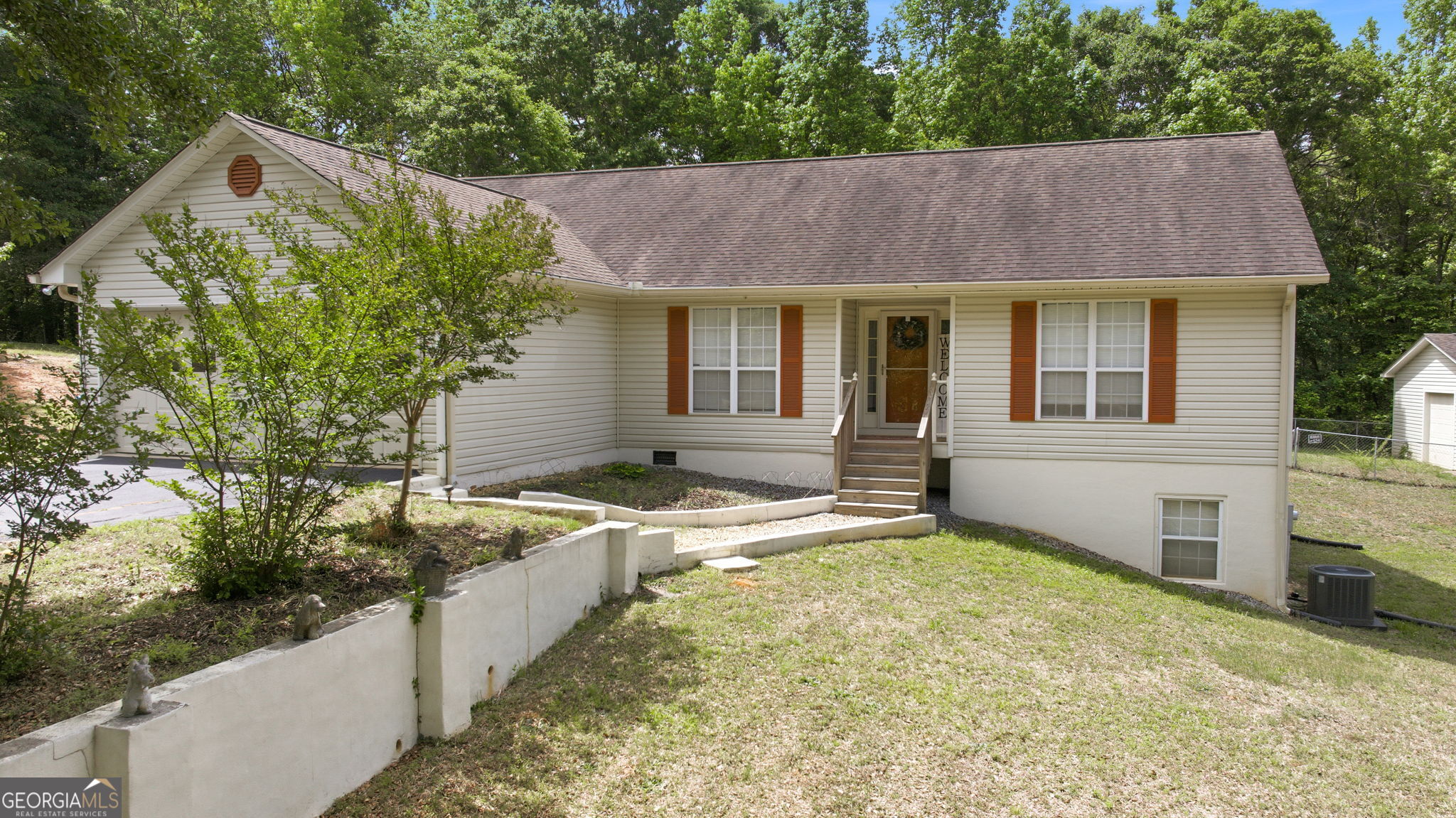 949 Smallwood DR