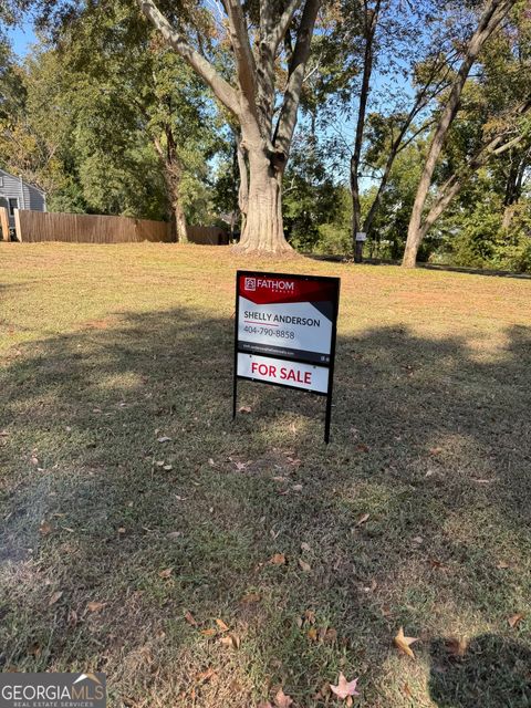 1461 Hawthorne AVE SE Smyrna GA 30080