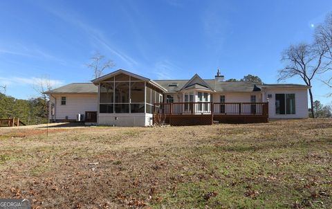 A home in Newnan