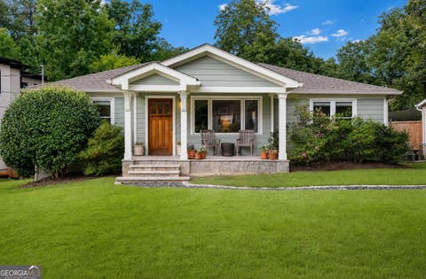 Photo of 1132 Vista Trail NE, Atlanta, GA 30324 (MLS # 10820142)