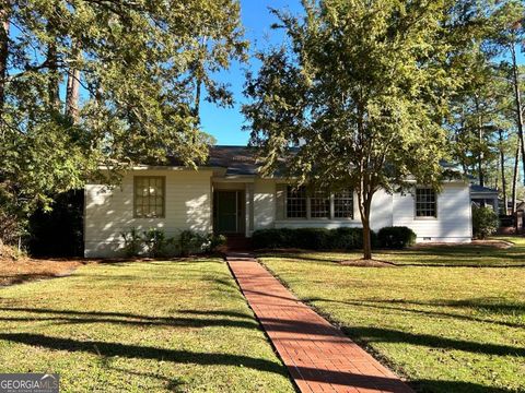 Photo of 1601 Murray Avenue, Tifton, GA 31794 (MLS # 10638226)