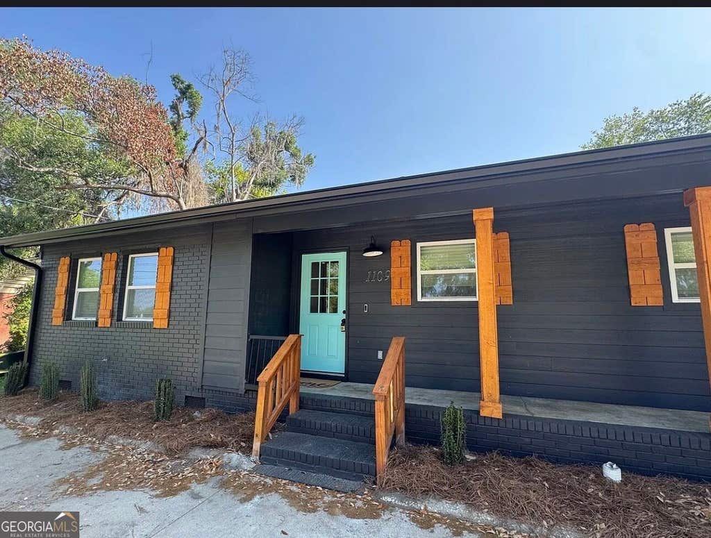 Photo of 11071109 N. Oak St #1107 &amp; 1109, Valdosta, GA 31601 (MLS # 10828360)