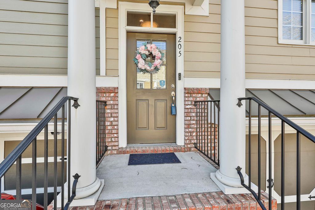 Photo of 205 Lexington Village, Peachtree City, GA 30269 (MLS # 10657610)