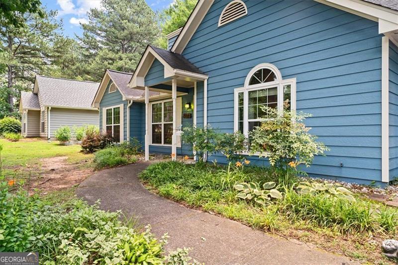 2395 HOLLY BRANCH DR
