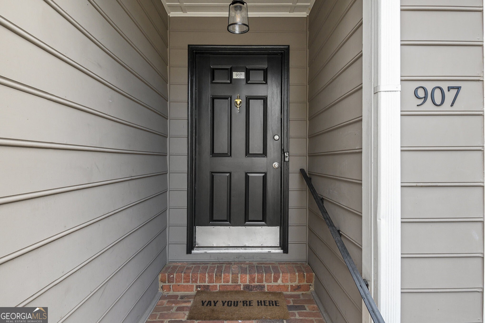 Atlanta, Georgia 30324, United States, 3 Bedrooms Bedrooms, ,3 BathroomsBathrooms,Residential,Pending,78359