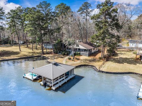 142 SE Dogwood DR Milledgeville GA 31061