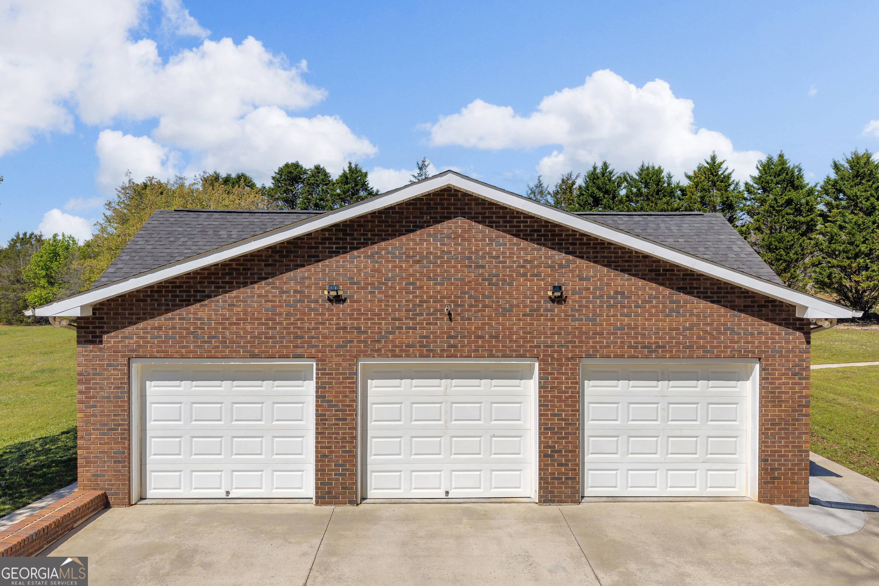 542 Shallow Creek RD