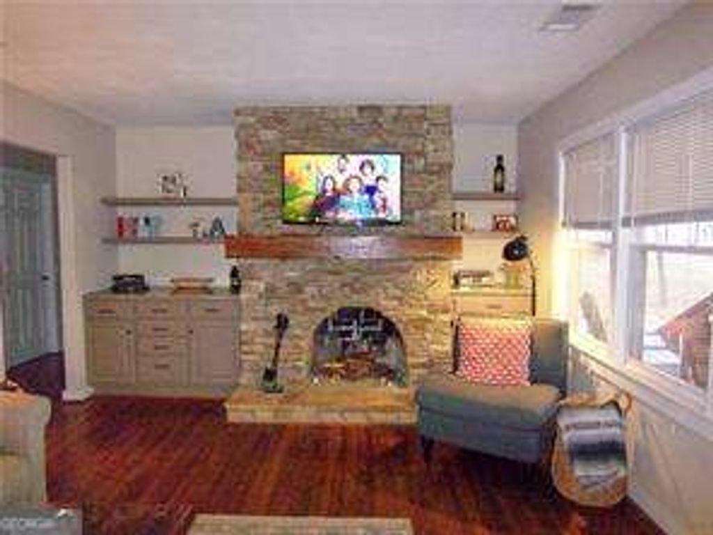 Photo of 125 King Street, Roswell, GA 30075 (MLS # 10730727)