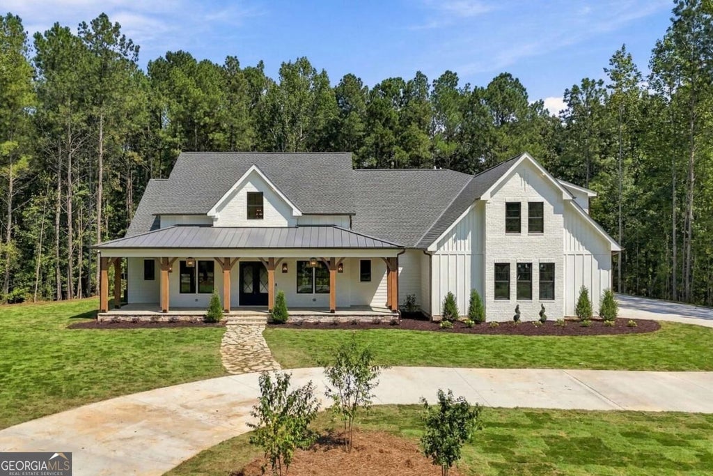 Photo of 5948 McCoy Road, Acworth, GA 30101 (MLS # 10850594)