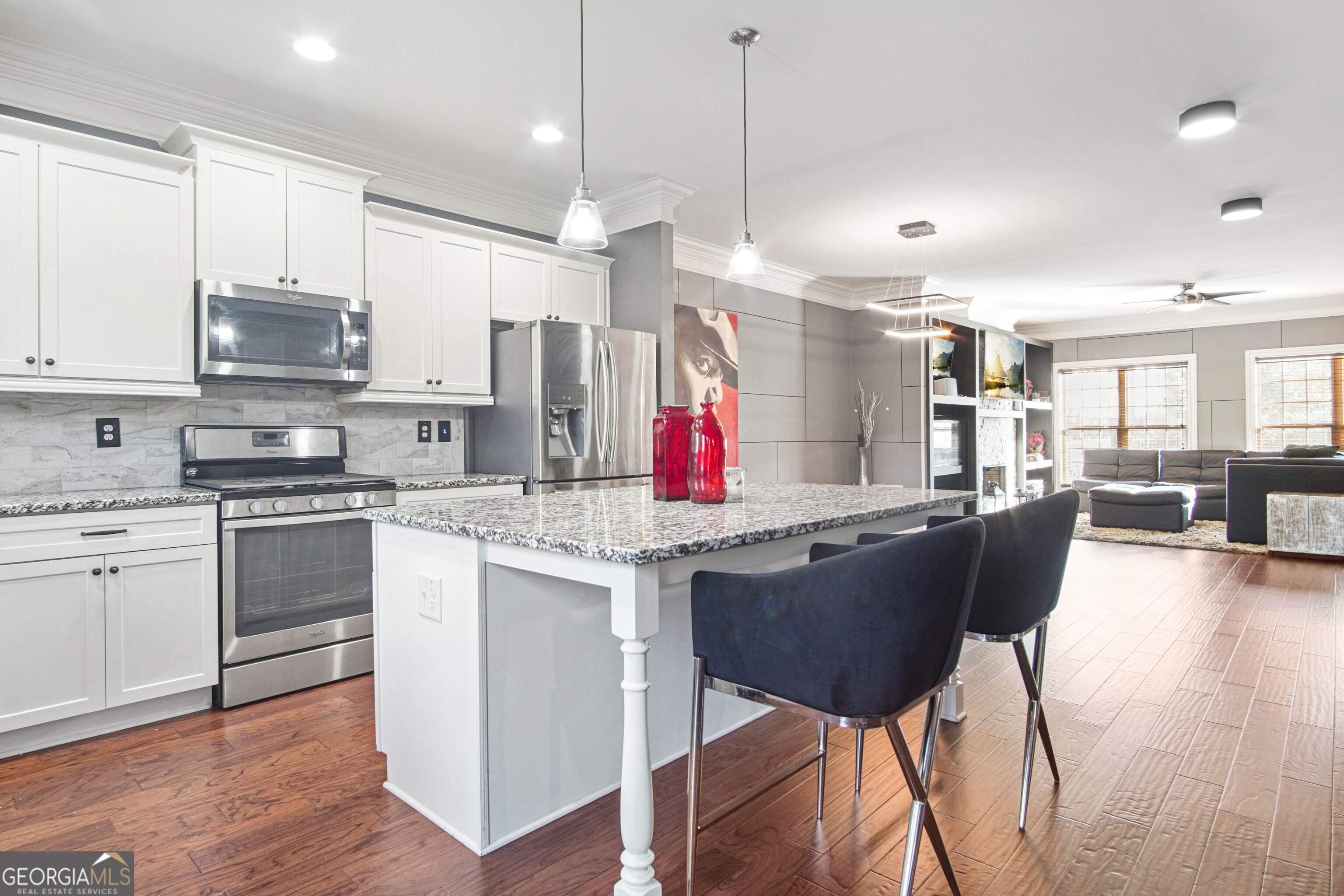 The Oaks At Powers Ferry - Residential